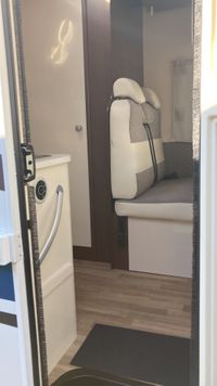 69D4F009-8C77-48B4-B333-966528DFC070