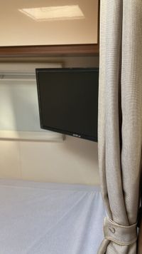 743F3171-8E91-44E0-B351-3B69FDD37592 2