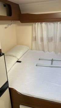 77D60F76-35F4-439E-B940-ACBCC9ED6E1C