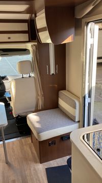 B4918630-77CF-40EE-BEB6-549F19090CD7 2